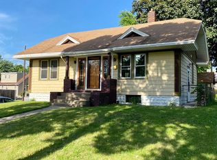 718 Lexington Pkwy N, Saint Paul, MN 55104