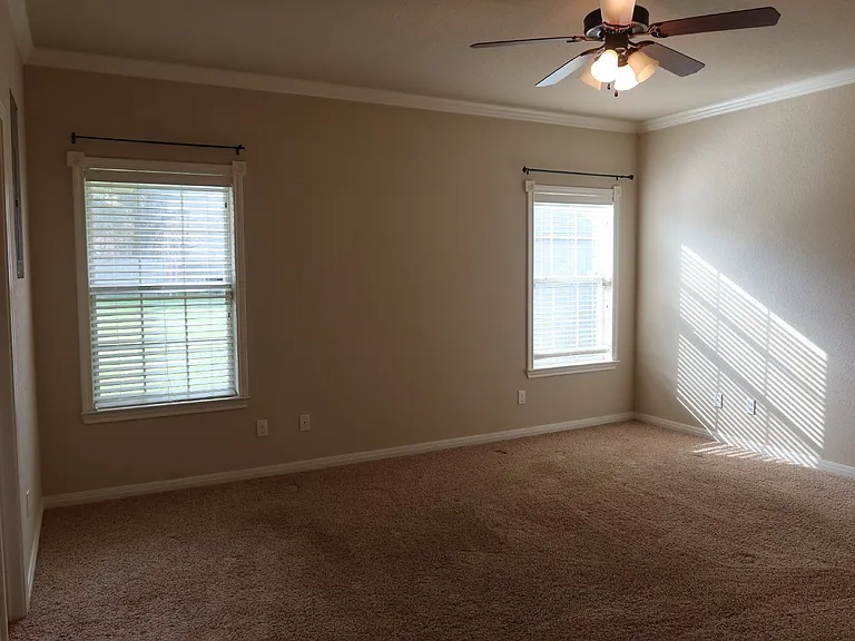 2200 Parrott Ave — Photo 15