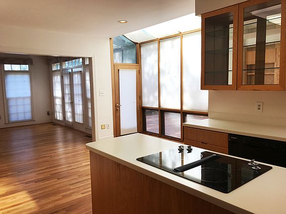 Kitchen-Family room