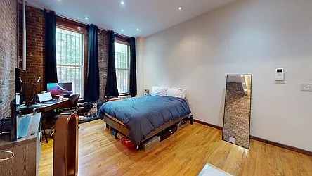 Rented by Bond New York