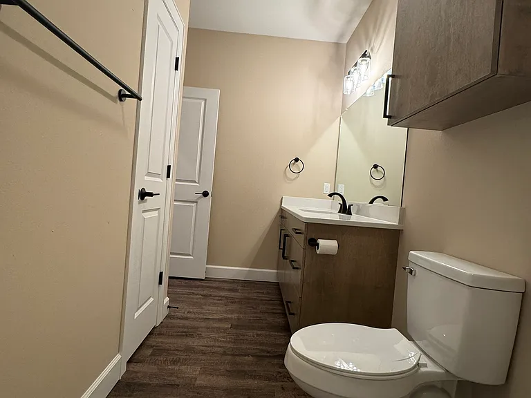 1308 Jackson Ave — Photo 13