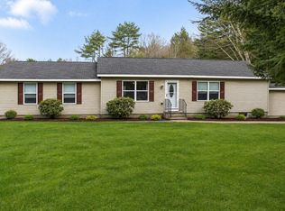 26 Brooks Village Rd, Templeton, MA 01468