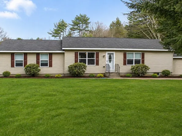26 Brooks Village Rd, Templeton, MA 01468