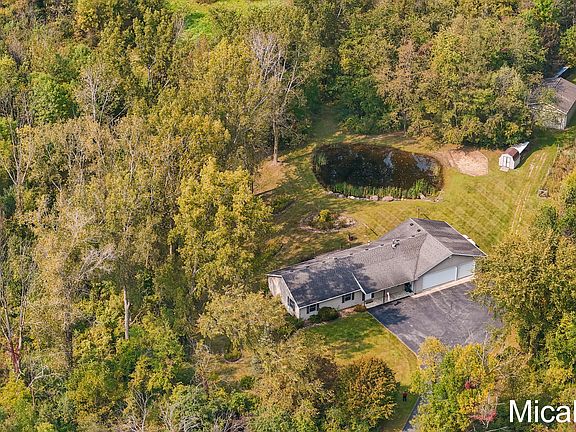 5th image of 7125 Albert Dr