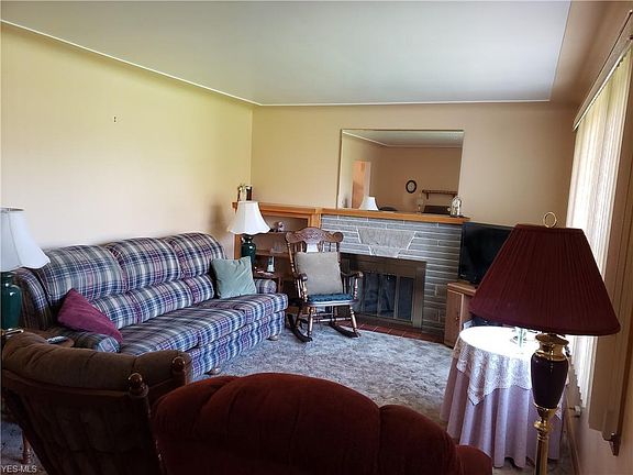 4th image of 498 13th St