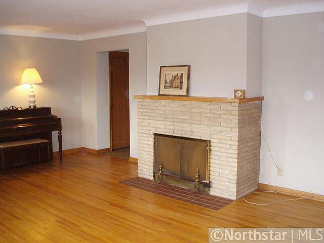 1st image of 1072 Gordon Avenue