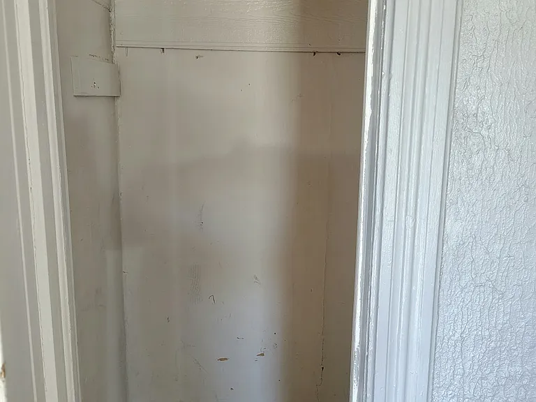 128 Lafayette St #2 — Photo 6