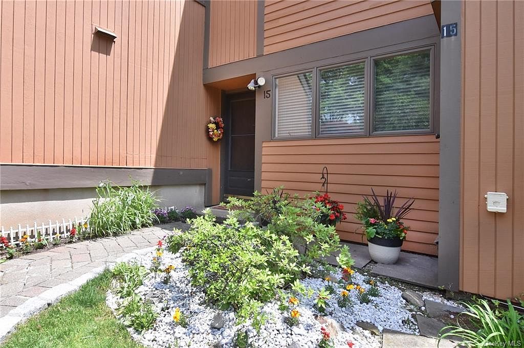15 Deerfoot Lane, Dobbs Ferry, NY 10522 Zillow