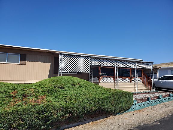 2nd image of 3655 NW Cascade Ave Unit 16