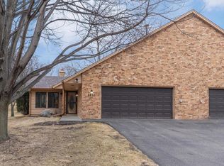8830 Montegue Ter, Minneapolis, MN 55443