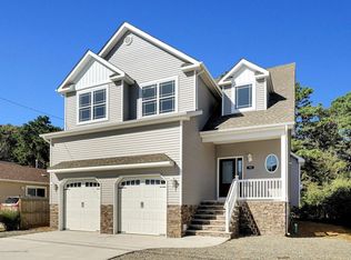 72 Seabreeze Rd, Toms River, NJ 08753