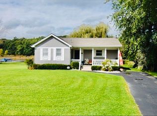 580 Swains Lake Dr, Concord, MI 49237