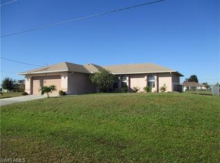 1726 NE 7th Ave, Cape Coral, FL 33909