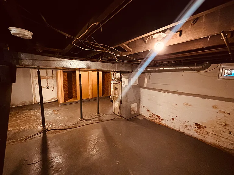 1805 W Adams St — Photo 13