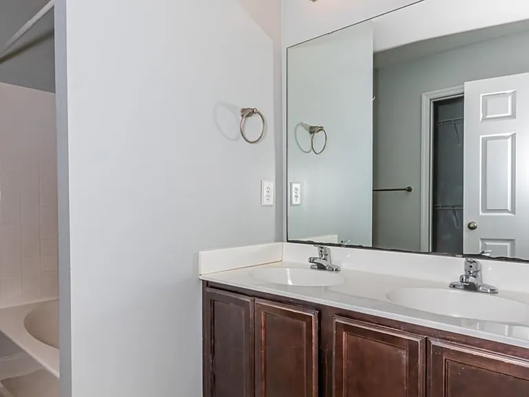 245 Chadwick Acres Rd — Photo 3