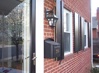 200 N Cleveland St, Arlington, VA 22201