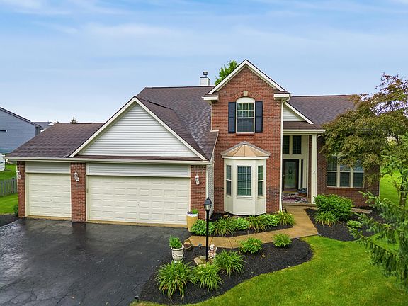 3rd image of 676 Theron Ct