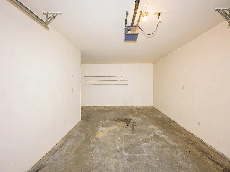 113 College Street Rd #E — Photo 20