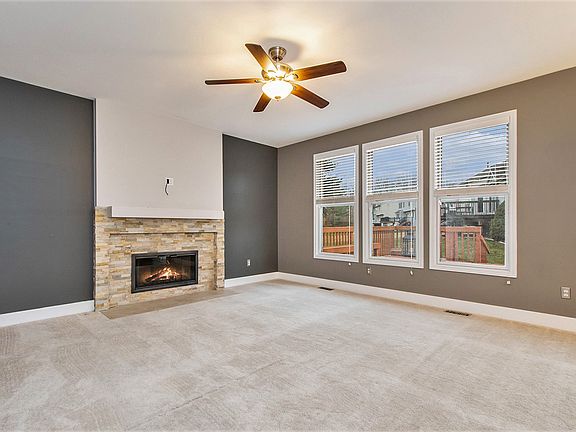 4th image of 1257 Apple Creek Dr SE