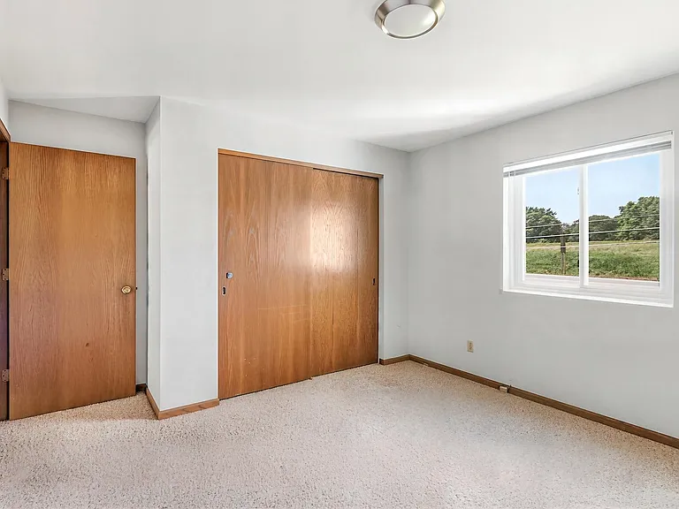 16 W Klubertanz Dr — Photo 29