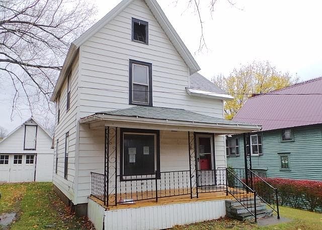 1st image of 6 Charlotte Ave
