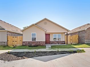 2476 N Raven Ln, Fayetteville, AR 72704