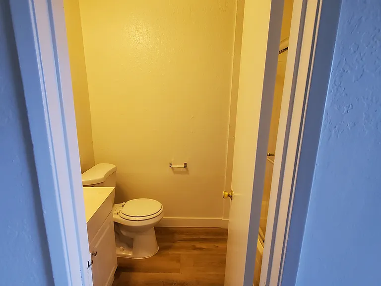 15950 Vanowen St #2 — Photo 8