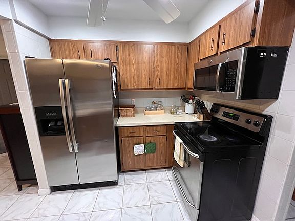 3rd image of 2312 SE 8th Ter