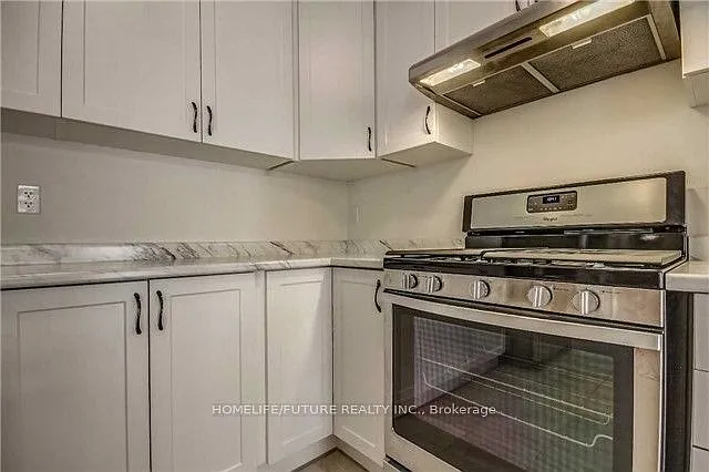 150 Chessington Ave #MAIN — Photo 8