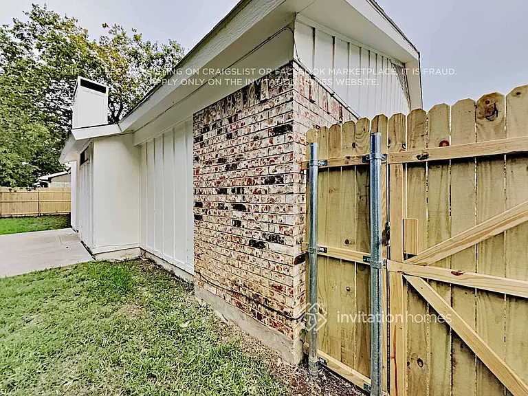 5909 Cimarron Trl — Photo 15