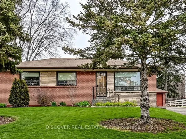 186 Floradale Dr APT 2, Mississauga, ON L5B 1G3