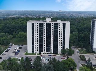 Green Valley Place, Kitchener, ON N2P 2A5
