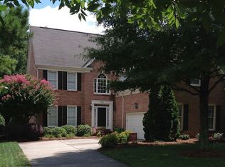 8811 Balmoral Park Dr, Charlotte, NC 28277