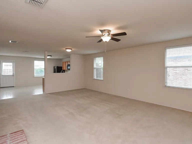 1105 Wyatt Earp Dr — Photo 10