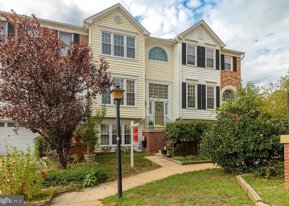 1st image of 7011 Ashleigh Manor Ct