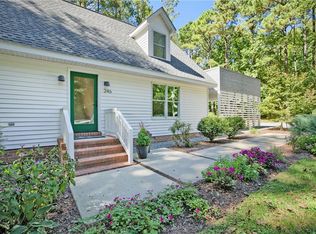 246 Laurel Farms Ln, Urbanna, VA 23175