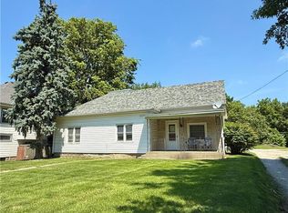 415 W 9th St, Maryville, MO 64468