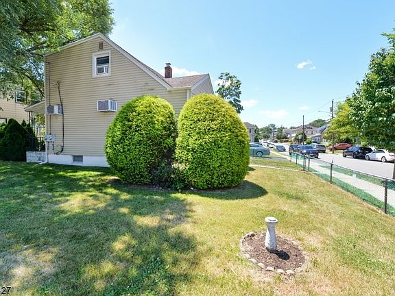 3rd image of 242 Prospect St