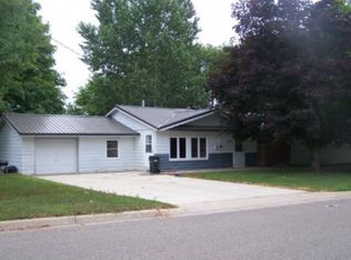 205 Kendale Ave S, Annandale, MN 55302