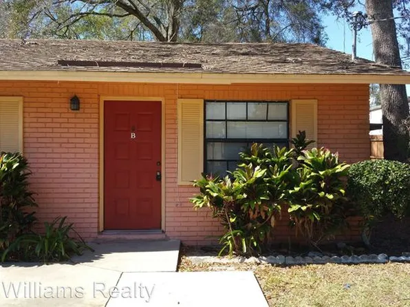 9008 N 78th St APT B, Tampa, FL 33637