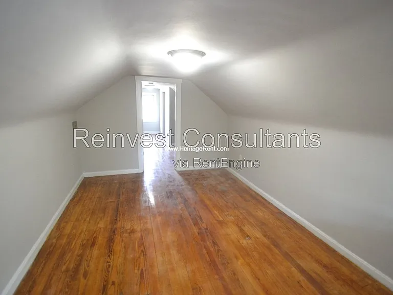 7116 Dillward Ave — Photo 6