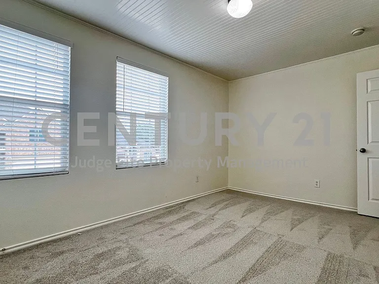 1724 Quails Nest Dr — Photo 32