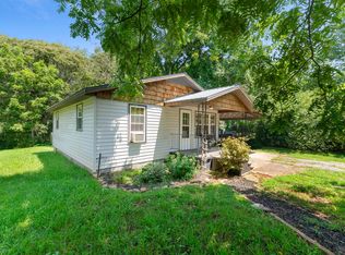 148 White Oak St, Franklin, NC 28734