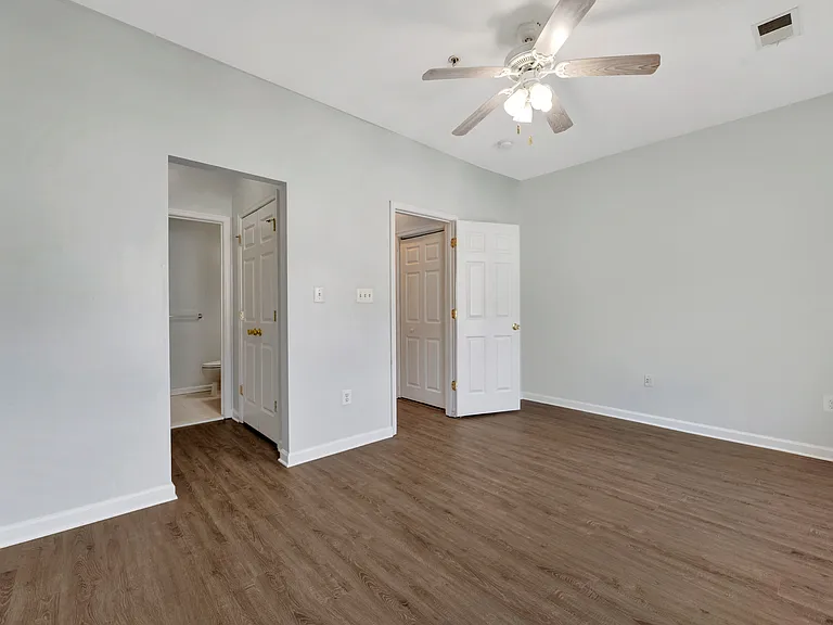 4287 S Capitol St SW — Photo 7