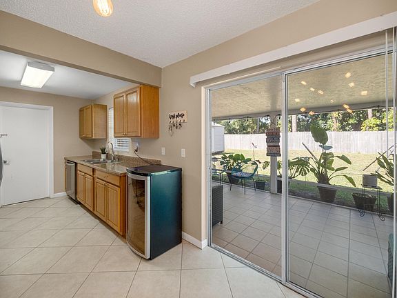 5th image of 331 SE Voltair Terrace