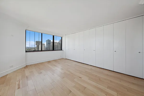 Rented by Corcoran | media 6