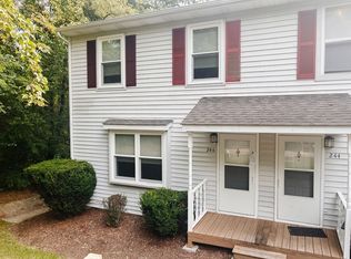 246 Pheasant Run Ct NW, Blacksburg, VA 24060