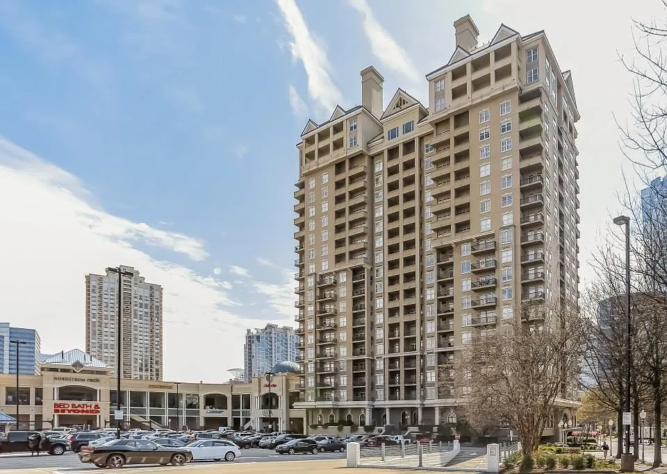 3334 Peachtree Rd NE #209