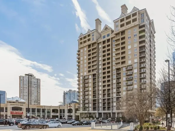 3334 Peachtree Rd NE APT 209, Atlanta, GA 30326