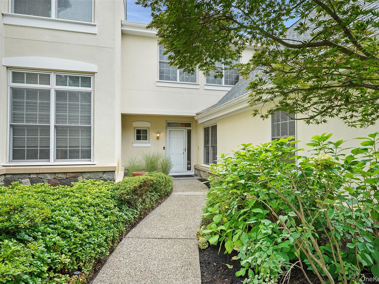 146 Doral Greens Drive W